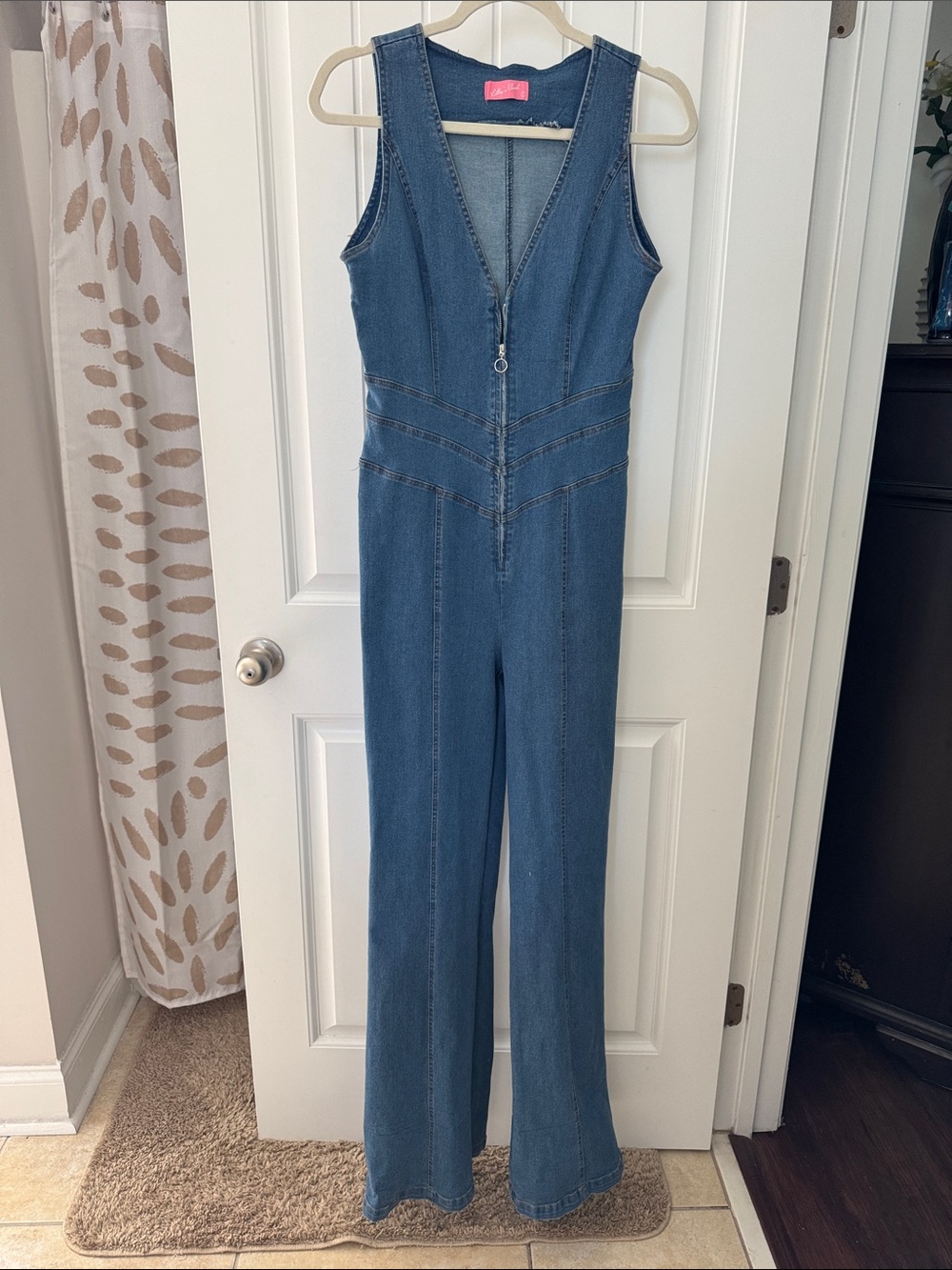 Lily’s Closet Sleeveless Denim Overalls Jumpsuit in Medium Blue
